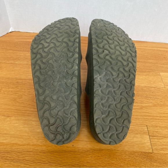 Military green Birkenstock rubber Arizona Sandals - Picture 9 of 12